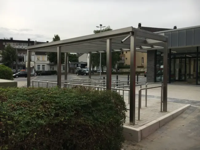 Sonderkonst. Unterstand Einkaufswagen _02